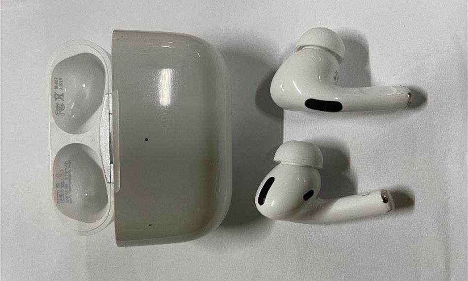 padělky suchátka AirPods